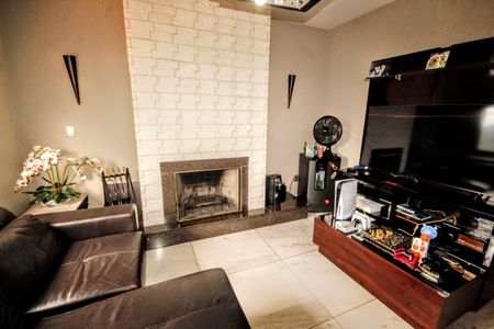 Casa de condomínio à venda com 315m², 5 quartos e 4 vagassala 2