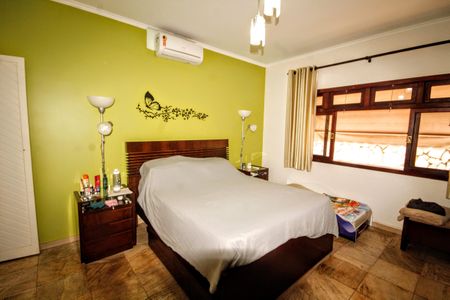 Casa de condomínio à venda com 315m², 5 quartos e 4 vagasquarto 4