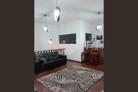 Casa à venda com 5 quartos, 350m² em Cidade Vargas, São Paulo