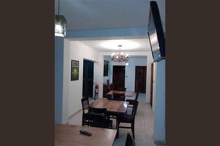 Casa à venda com 5 quartos, 350m² em Cidade Vargas, São Paulo