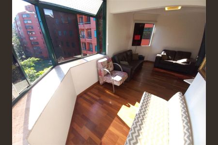 Apartamento à venda com 4 quartos, 116m² em Jardim Marajoara, São Paulo