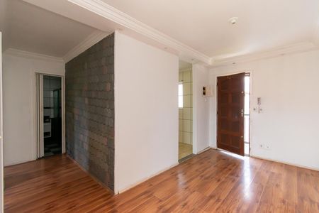 Sala de apartamento para alugar com 2 quartos, 50m² em Fazenda da Juta, São Paulo