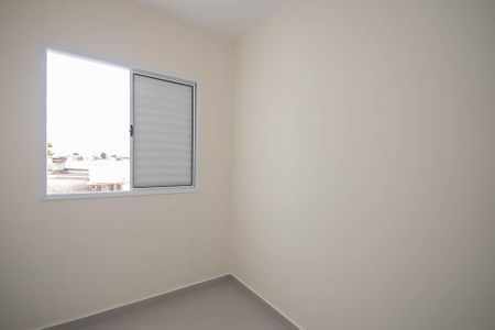 Quarto 2 de apartamento para alugar com 2 quartos, 40m² em Vila Mazzei, São Paulo