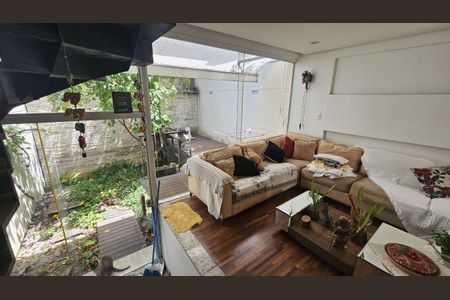 Foto 02 de casa à venda com 4 quartos, 222m² em Mooca, São Paulo