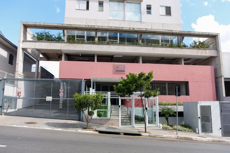 Apartamento para alugar com 56m², 2 quartos e 1 vagaFachada e portaria