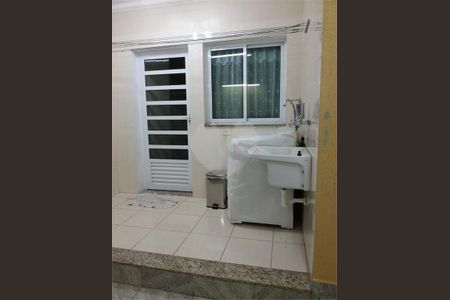 Casa à venda com 3 quartos, 160m² em Vila Divina Pastora, São Paulo