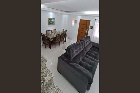 Casa à venda com 3 quartos, 160m² em Vila Divina Pastora, São Paulo