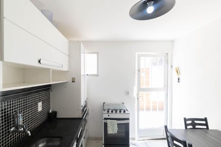 Casa de condomínio para alugar com 75m², 2 quartos e 1 vagaCozinha 