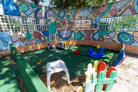 Casa de condomínio para alugar com 75m², 2 quartos e 1 vagaÁrea comum - Playground