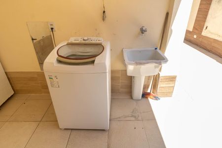 Casa de condomínio para alugar com 75m², 2 quartos e 1 vagaÁrea externa