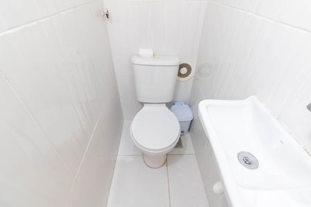 Casa de condomínio para alugar com 75m², 2 quartos e 1 vagaLavabo