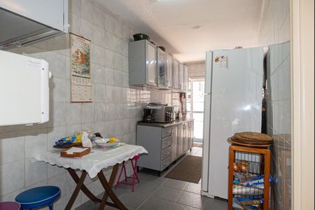 Casa à venda com 101m², 3 quartos e 2 vagas Casa à venda com 101m², 3 quartos e 2 vagasCozinha
