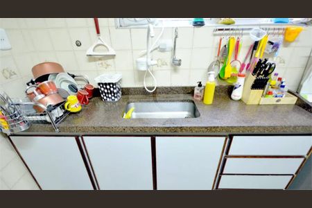 Casa à venda com 3 quartos, 178m² em Vila Brasilio Machado, São Paulo