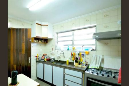 Casa à venda com 3 quartos, 178m² em Vila Brasilio Machado, São Paulo