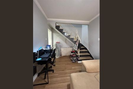 Casa de Condomínio à venda com 3 quartos, 168m² em Pari, São Paulo