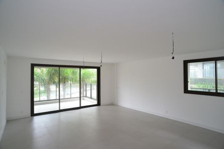 Sala de apartamento à venda com 4 quartos, 165m² em Barra da Tijuca, Rio de Janeiro
