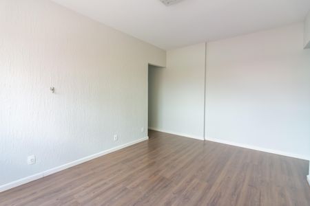 Apartamento à venda com 62m², 2 quartos e 1 vagaSala 