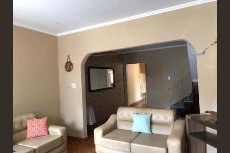 Casa à venda com 3 quartos, 120m² em Vila Feliz, São Paulo