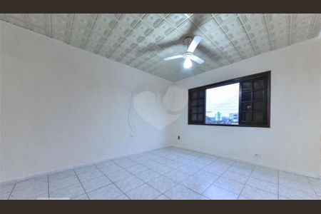 Casa à venda com 3 quartos, 258m² em Jardim das Quatro Marias, São Bernardo do Campo