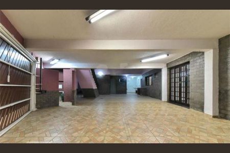 Casa à venda com 3 quartos, 258m² em Jardim das Quatro Marias, São Bernardo do Campo