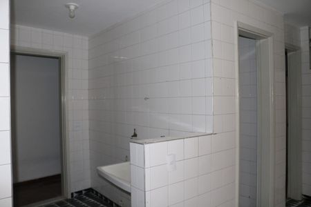 Apartamento à venda com 260m², 3 quartos e 1 vagaÁrea de Serviço