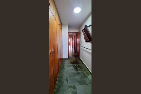 Apartamento à venda com 122m², 4 quartos e 2 vagas Apartamento à venda com 122m², 4 quartos e 2 vagasQuarto