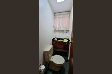 Apartamento à venda com 122m², 4 quartos e 2 vagas Apartamento à venda com 122m², 4 quartos e 2 vagasBanheiro
