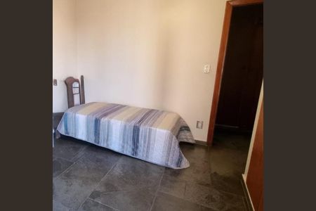 Apartamento à venda com 122m², 4 quartos e 2 vagas Apartamento à venda com 122m², 4 quartos e 2 vagasQuarto