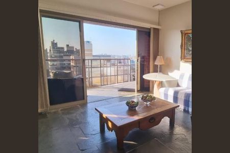 Sala de apartamento à venda com 4 quartos, 122m² em Cambuí, Campinas