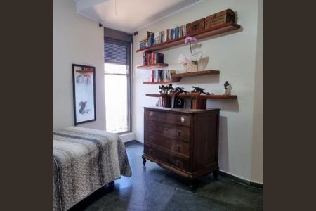 Apartamento à venda com 122m², 4 quartos e 2 vagas Apartamento à venda com 122m², 4 quartos e 2 vagasQuarto