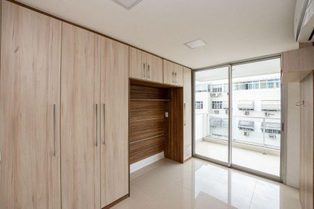 Apartamento à venda com 3 quartos, 191m² em Ingá, Niterói