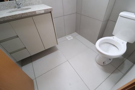 Apartamento para alugar com 60m², 2 quartos e 2 vagasBanheiro Social