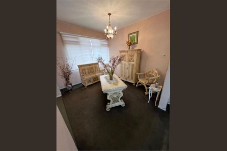 Casa à venda com 4 quartos, 248m² em Aclimação, São Paulo