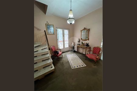 Casa à venda com 4 quartos, 248m² em Aclimação, São Paulo