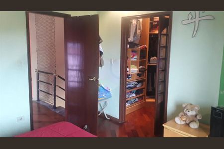 Casa à venda com 3 quartos, 226m² em Vila Alpina, São Paulo