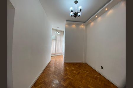 Sala  de apartamento para alugar com 2 quartos, 40m² em Copacabana, Rio de Janeiro