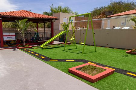 Apartamento para alugar com 55m², 2 quartos e 1 vagaÁrea comum - Playground