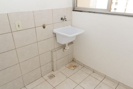 Apartamento para alugar com 55m², 2 quartos e 1 vagaÁrea de Serviço