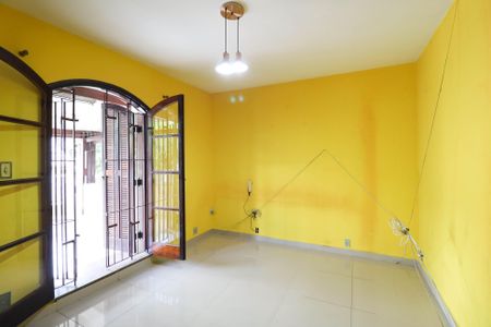 Casa à venda com 172m², 3 quartos e 1 vaga