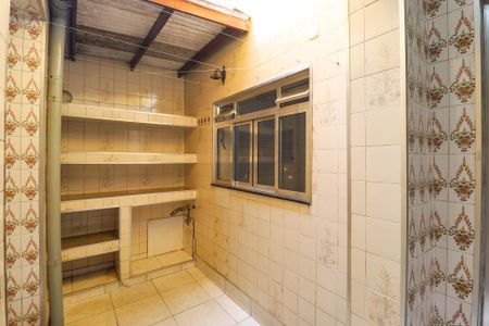 Casa à venda com 172m², 3 quartos e 1 vaga