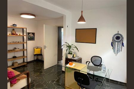 Casa à venda com 3 quartos, 280m² em Campo Belo, São Paulo