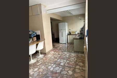 Casa à venda com 3 quartos, 280m² em Campo Belo, São Paulo