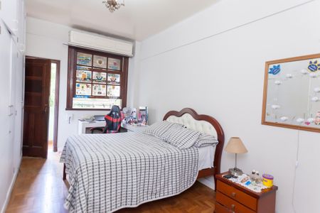 Apartamento à venda com 150m², 3 quartos e sem vagaquarto 1