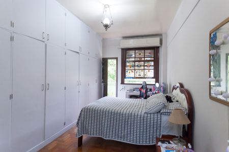 Apartamento à venda com 150m², 3 quartos e sem vagaquarto 1