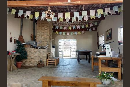 Casa à venda com 3 quartos, 147m² em Super Quadra Morumbi, São Paulo