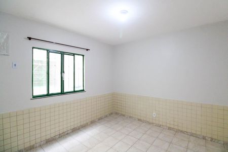 Quarto  de casa para alugar com 1 quarto, 40m² em Guaratiba, Rio de Janeiro