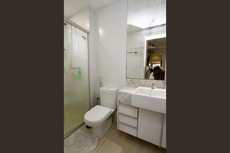 Apartamento à venda com 87m², 3 quartos e 4 vagasBanheiro da Suíte 