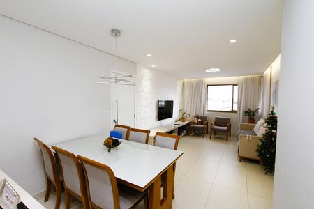 Apartamento à venda com 87m², 3 quartos e 4 vagasSala