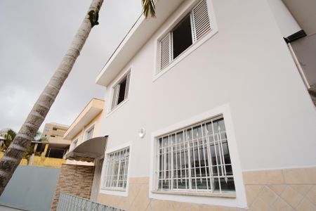 Casa à venda com 137m², 3 quartos e 3 vagasEntrada