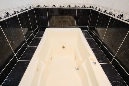 Casa à venda com 137m², 3 quartos e 3 vagasBanheiro da Suíte